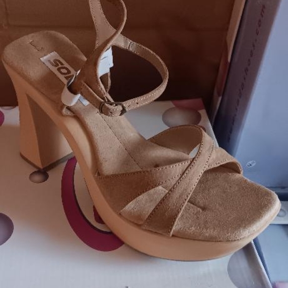 Tan heel - Picture 3 of 3